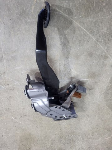 Педаль газу (акселератора) 180025NA4A NISSAN