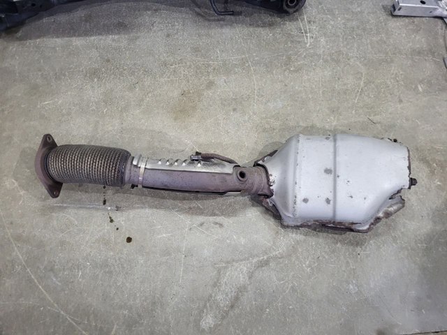 Труба приймальна (штани) глушника, передня 200A05NA4B NISSAN