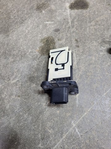 Датчик потоку повітря Nissan Qashqai II