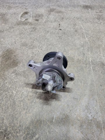 Водяний насос 251002B700 HYUNDAI
