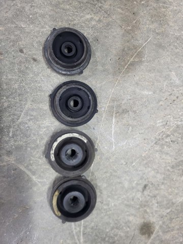 Подушка радіатора охолодження, нижня 25336C5000 HYUNDAI