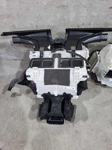 Корпус печі в зборі 271104GF0C NISSAN