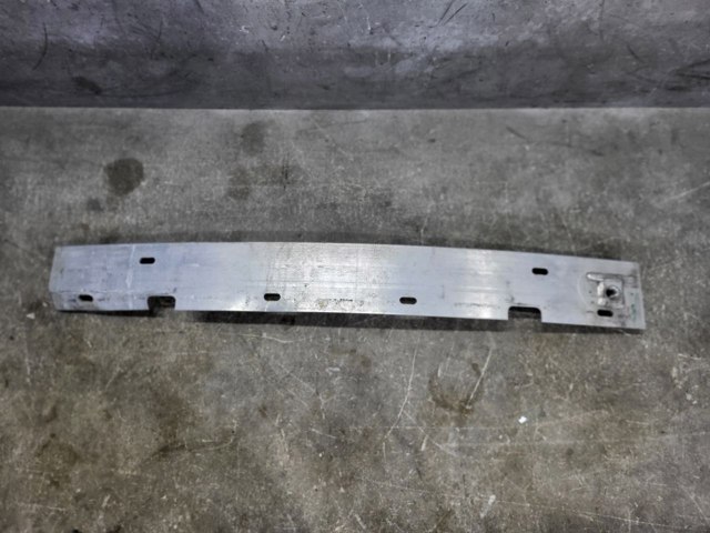 Балка бампера переднього 620305NA0A NISSAN