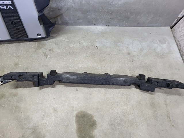Абсорбер бампера переднього 620904GA0A NISSAN