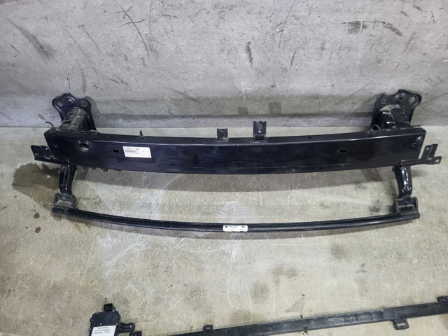 Підсилювач бампера переднього 64900D7000 HYUNDAI