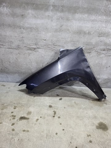 Переднє ліве крило 68243851AA CHRYSLER