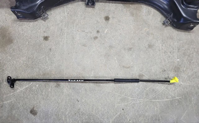 Упор капоту 81170D3000 HYUNDAI