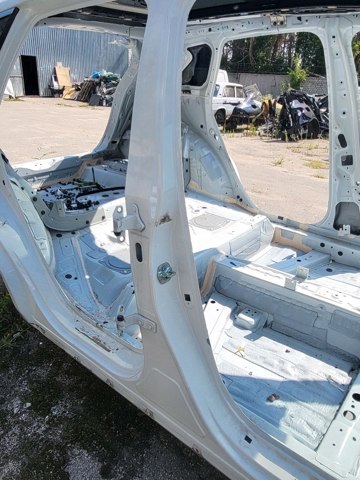 Отвір передніх правих дверей G60225NAMA NISSAN
