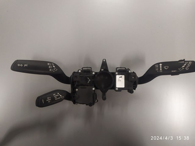Перемикач підрульовий, в зборі 4G0953502AD VAG