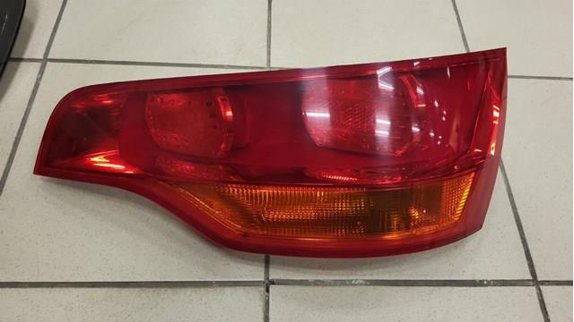 Задні ліхтарі 4L0945094 VAG