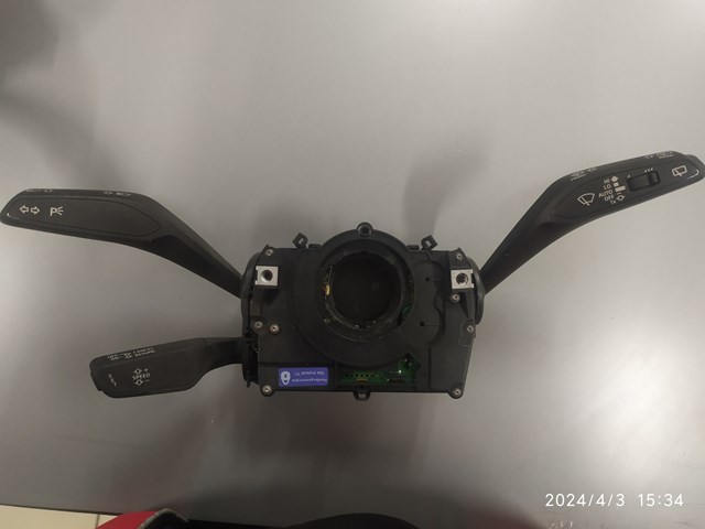 Перемикачі 4M0907129GD VAG