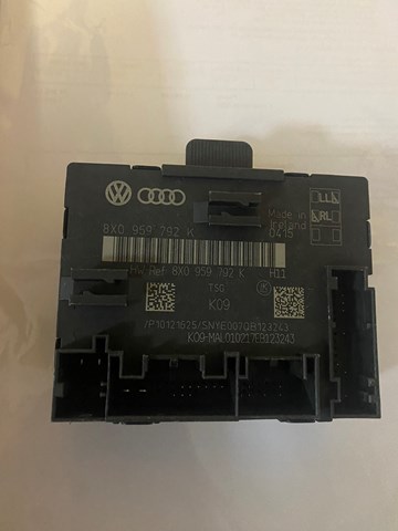 Блок комфорту передніх дверей 8X0959792K VAG