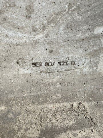 Бампер задній 5E9807421B VAG