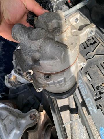 Насос кондиціонера 8831042320 TOYOTA