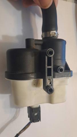 Клапан адсорбера паливних парів vag 7L0906243