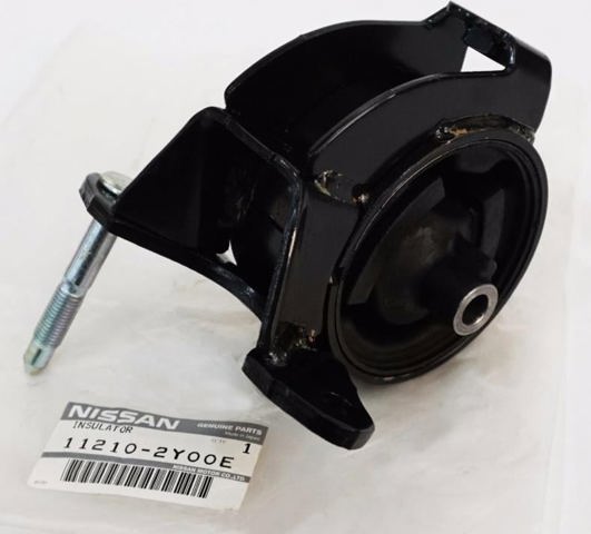 Права подушка мотора 112102Y00E NISSAN