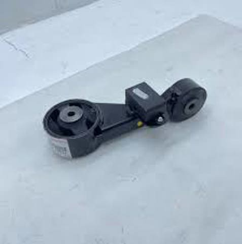 Подушка (опора) двигуна, верхня 123630V070 TOYOTA