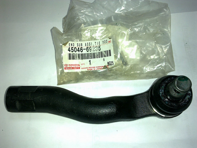 Рульовий наконечник 4504669236 TOYOTA