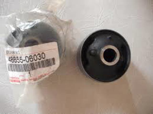 С/блок нижнього важеля 4865507020 TOYOTA