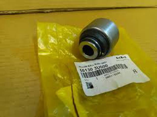 Сайлентблок заднього кулака 551303U000 HYUNDAI