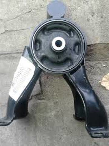Задня подушка двигуна MR519400 MITSUBISHI