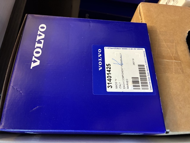 Ремінь приводний, агрегатів, комплект 31401425 VOLVO