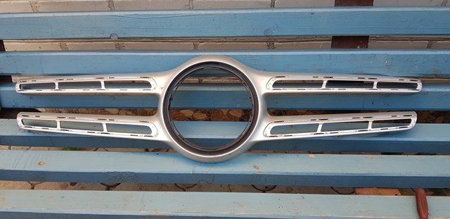 Заглушка бампера буксирувального гака, передня A1668850523 MERCEDES