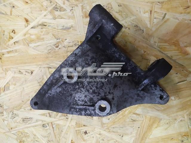 Кронштейн компресора кондиціонера 059260885F VAG