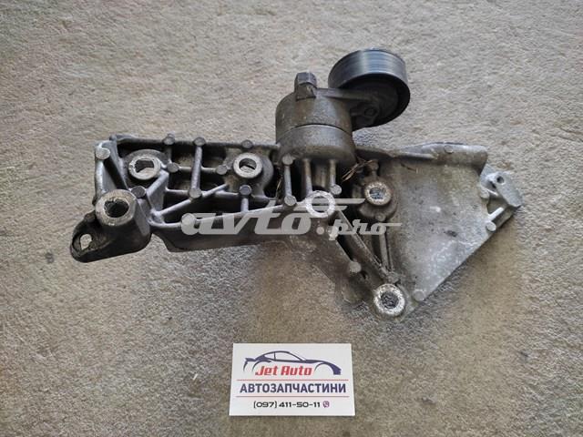 Кронштейн кріплення генератора Nissan Qashqai 1