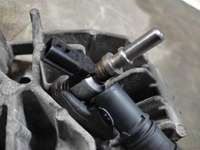 Форсунка паливна 1475800QAA NISSAN
