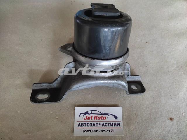 Передня опора двигуна 30671245 VOLVO