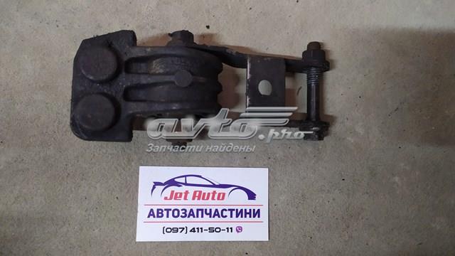 Подушка (опора) двигуна, нижня 30680750 VOLVO