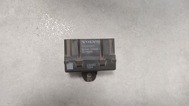Перемикач підігріву сидінь 30795503 VOLVO