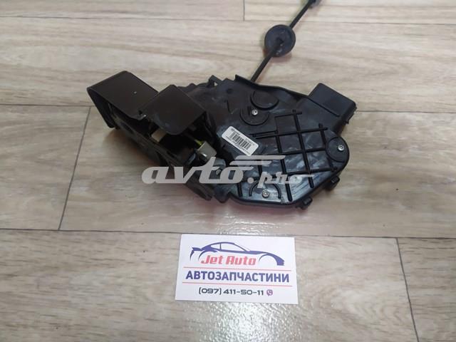 Замок задніх дверей, правих 30799318 VOLVO
