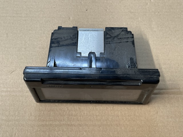 Дисплей бортового комп'ютера 31268055 VOLVO