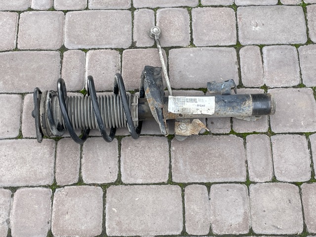 Амортизатор передньої підвіски 31277591 VOLVO