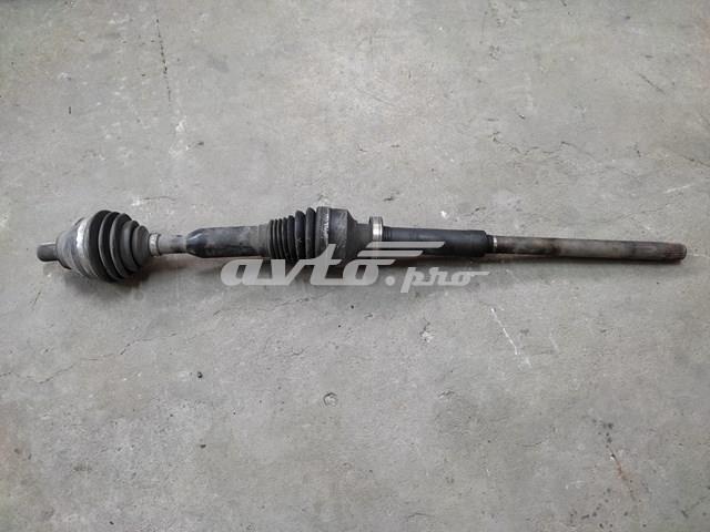 Привід передній правий 36001191 VOLVO