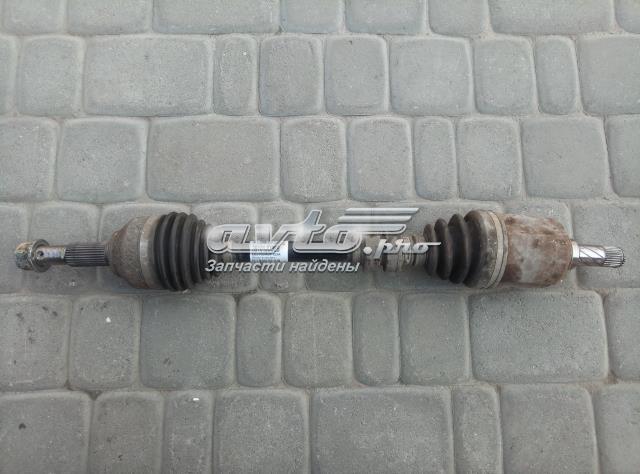 Піввісь передня ліва 39101JD52B NISSAN