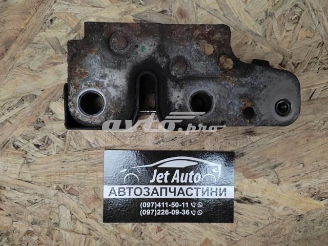 Замок кришки капота Skoda SuperB 2