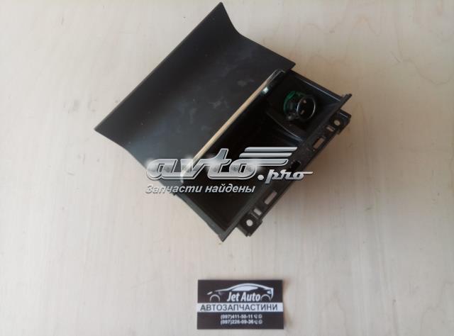 Попільничка центральної консолі 3T0857961B VAG