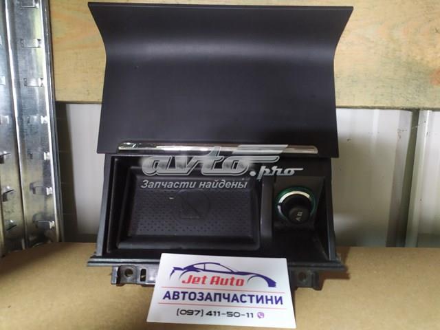 Попільничка центральної консолі 3T0857962B VAG