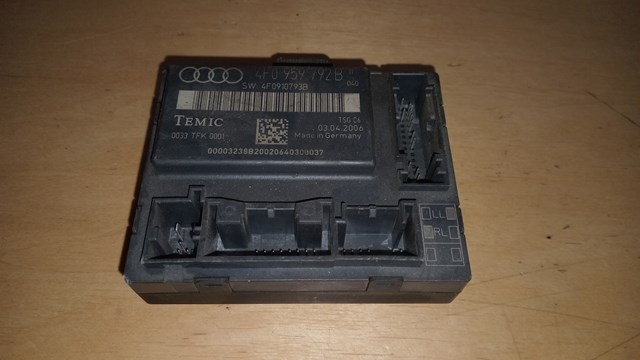 Блок комфорту передніх дверей 4F0959792B VAG