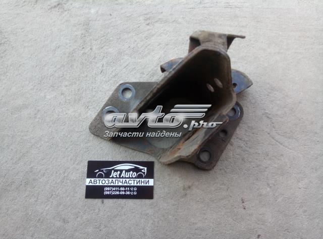 Кронштейн задньої балки 55429JD000 NISSAN