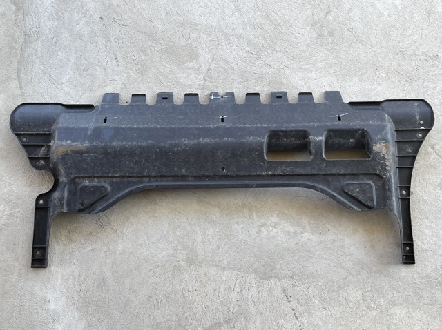 Захист картера двигуна 5QF825235C VAG