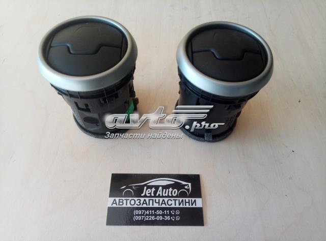 Вентиляція передка 68760JD10A NISSAN