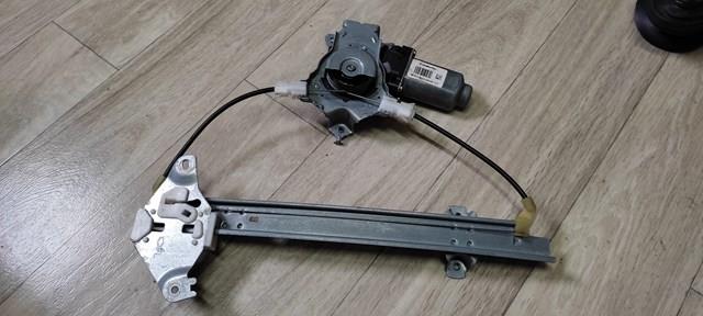 Механізм стеклопод'емника двері задньої, правої 82700JD400 NISSAN