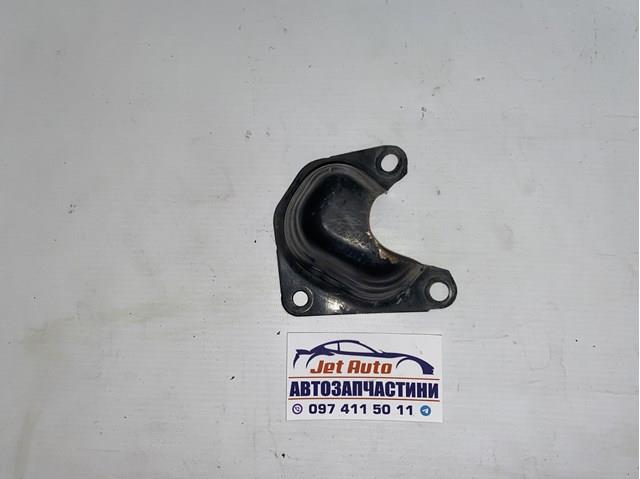 Кронштейн бампера заднього, правий 85212JD00A NISSAN