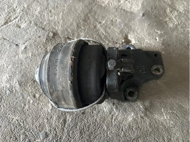 Передня опора двигуна 8624754 VOLVO