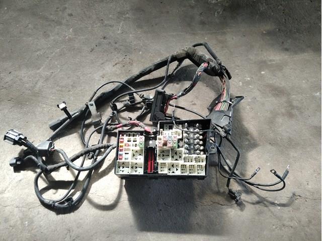 Монтажний блок Вольво V50