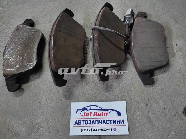Тормозні колодки 8K0698151F VAG